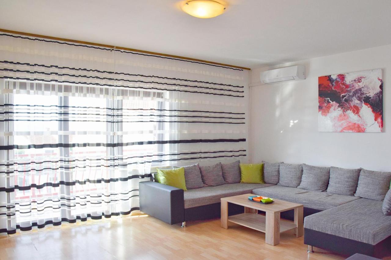 Apartments Margareta & Ena Malinska Exteriér fotografie